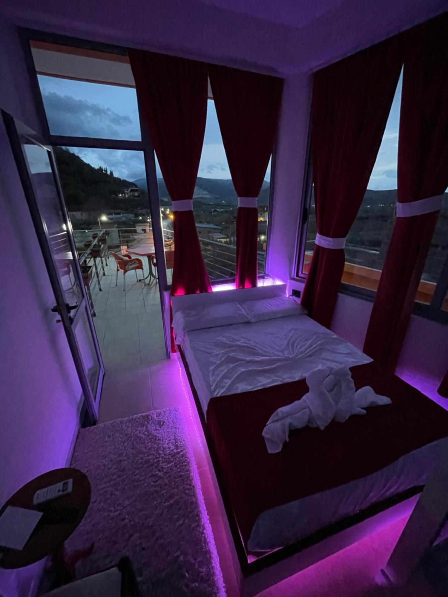 Hotel Bar Restaurant Mete Peshkepi ภายนอก รูปภาพ