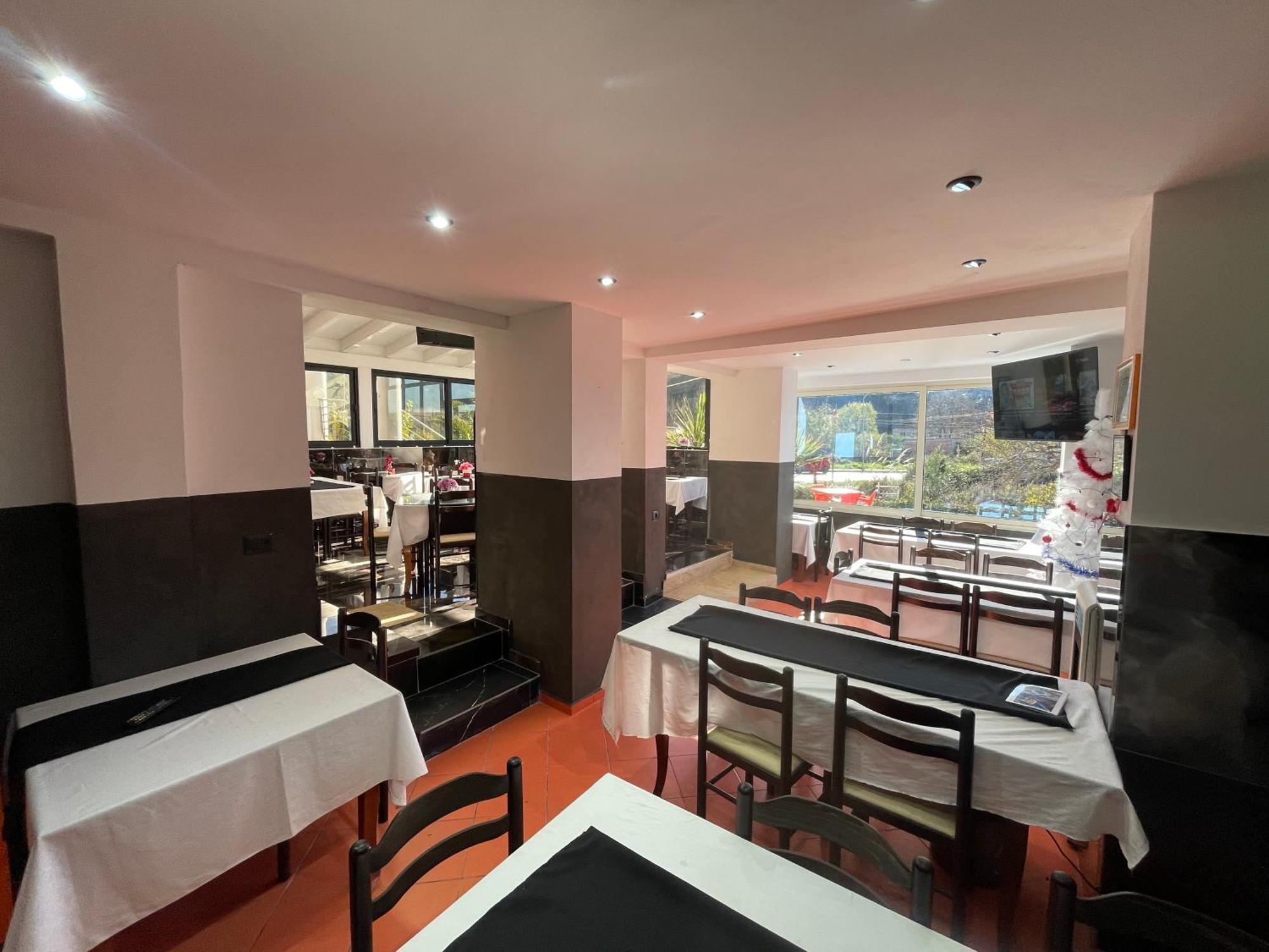 Hotel Bar Restaurant Mete Peshkepi ภายนอก รูปภาพ